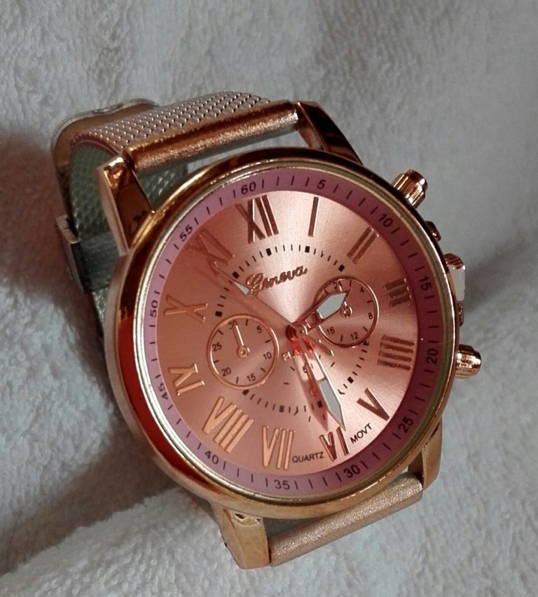 おしゃれ可愛いgenevaゴールドバンド婦人用腕時計（ピンク） – kazies 腕時計 セレクトショップ